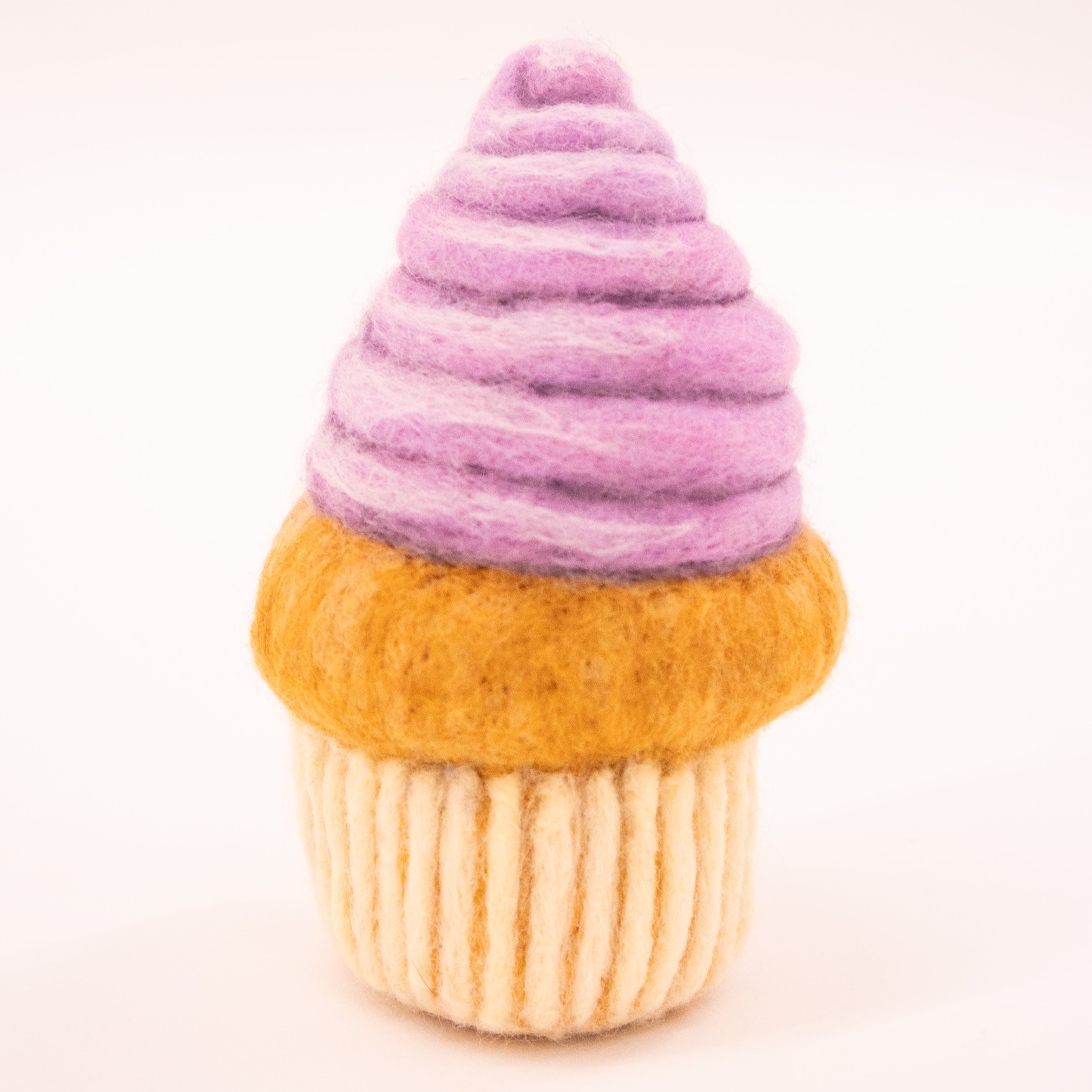 Darci Lenker Felt Art: Cupcake