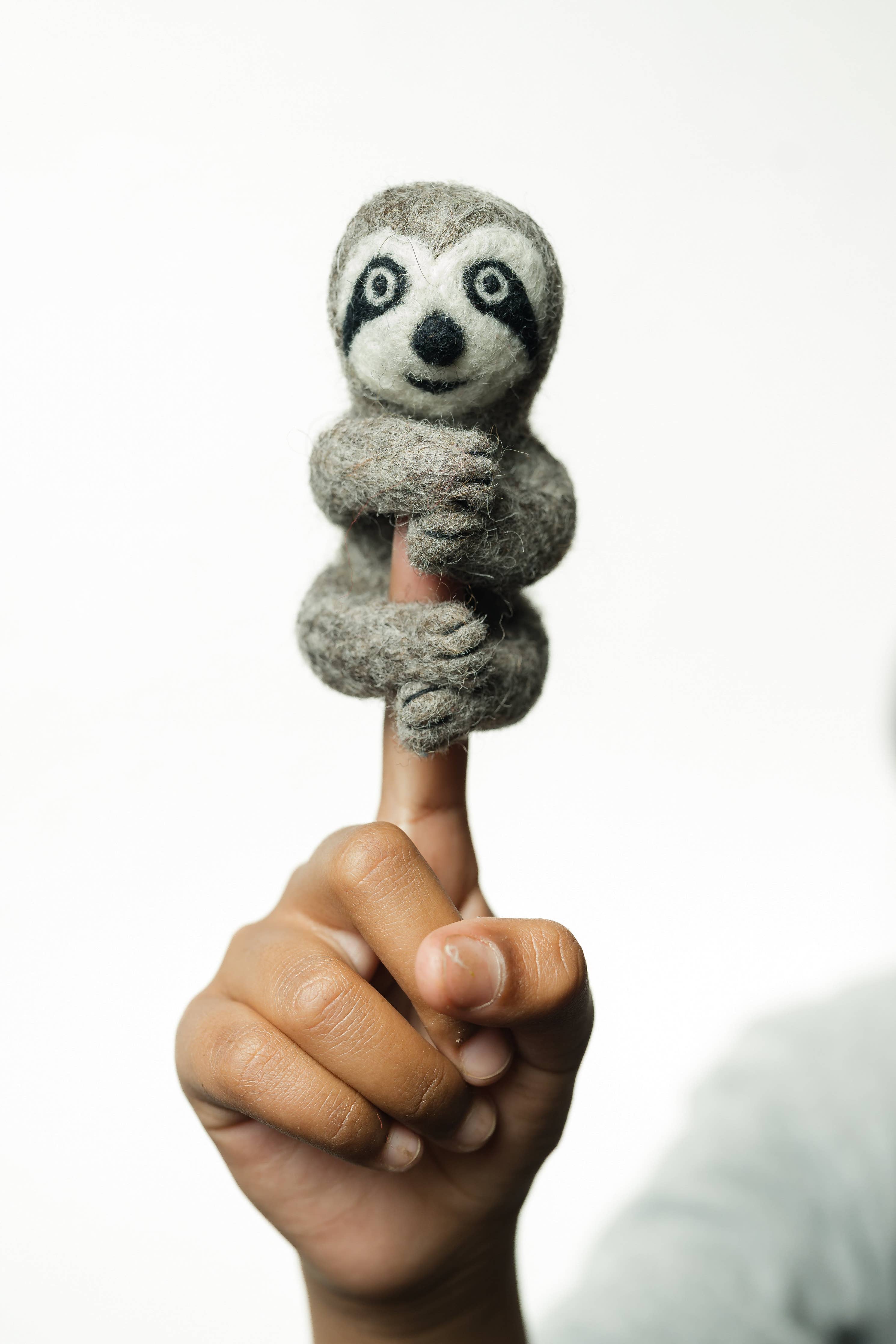 Sloth Finger Puppet