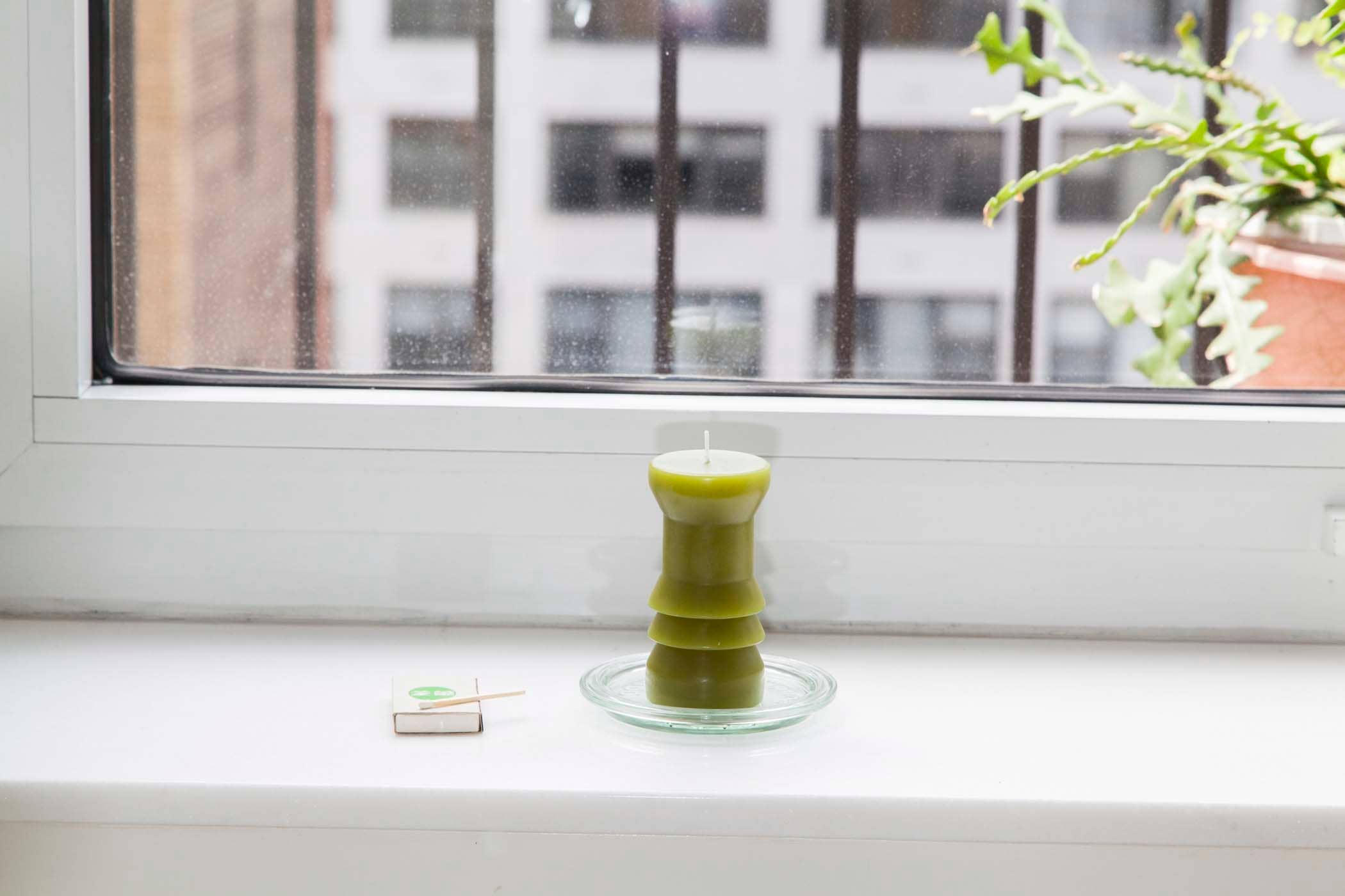 Totem Candle - Small Moss