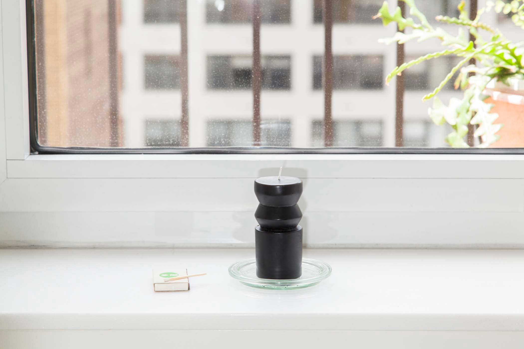 Totem Candle - Small Black